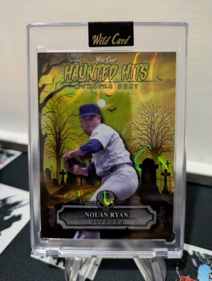 Wild Card 2025 Haunted Hits Graveyard Nolan Ryan Gold 1/2 Rangers Foto 1 de 2