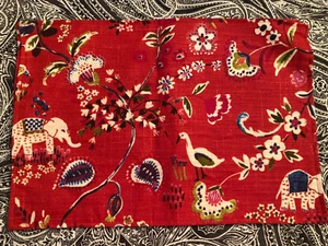 6er Set Weltmarkt ROTER ELEFANT 13 x 19" wendbare Baumwoll-Tischsets -- Neu mit Etikett - Bild 1 von 8