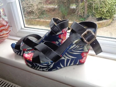 V BY VERY OPEN TOE SANDAL SLING BACK ANKLE STRAP WEDGE HEEL 5.5" SIZE 5 D~EU 38 - Image 1 of 4