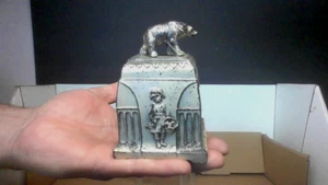 ANTICO MONUMENTO TEDESCO IN ARGENTO CON BAMBINI 4 POLLICI BANCA - Foto 1 di 8