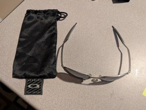 Oakley Sunglasses Gunmetal Metal Frame - Picture 1 of 9
