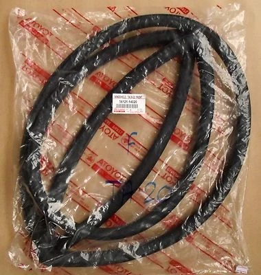 适用于丰田 Celica TA22 TA23 RA23 20 1971 - 77 前窗挡风玻璃 Weatherstrip — 第 1/4 张图片