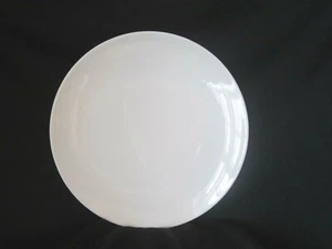 Thomas Rosenthal Medallion White Dinner Plate Made in Germany - Picture 1 of 1