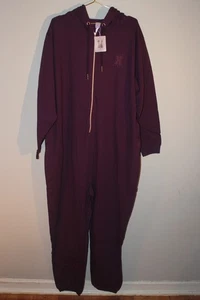 Nuevo con etiquetas Forever Savage Capucha Borgoña Una Pieza, UNISEX, Para Mujer 3XL, XXL Para Hombre - Imagen 1 de 5