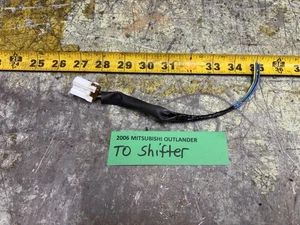 03-06 OUTLANDER To Shifter Wiring Connector - Picture 1 of 10