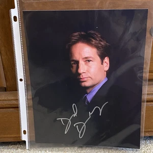 The X-Files David Duchovny Signed/Auto 8x10 w/COA - Picture 1 of 2