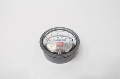 Dwyer 2010D Magnehelic Pressure Gauge 4in 0-10in-h2o - Image 1 of 4