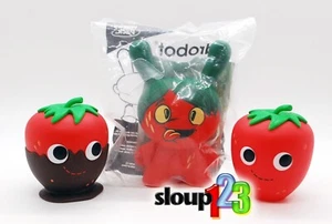 KIDROBOT - YUMMY WORLD  - STRAWBERRY LOT - REG, CHOCOLATE COVERED & WHACKY PACKS - Picture 1 of 2