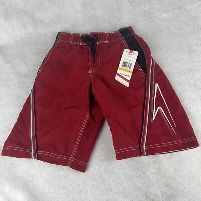 Bañador Speedo para niños talla pequeña. Rojo con diseño negro, gris, blanco. Nuevo con etiquetas Foto 1 de 4