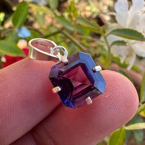 12.15 Ct Natural Purple Sapphire Pendant–Certified Gemstone in Solid 925 Silver - Picture 1 of 6