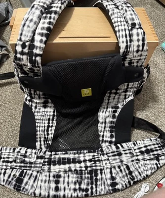 Portabebés y Niños LILLEbaby Completo Flujo de Aire 6 Posiciones - Shibori/Negro Foto 1 de 2