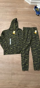 Carhartt hoodie And Joggers Size Large - Picture 1 of 1