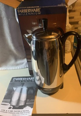 Farberware FCP412 Café Percolador Eléctrico 4 a 12 Tazas Acero Inoxidable Nuevo en Caja Foto 1 de 4