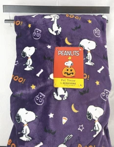 Peanuts Snoopy Blanket Velvet Soft Moons Stars Halloween Purple 50”x70” NEW - Picture 1 of 4