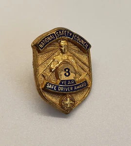 National Safety Council 3 Year Safe Driver Award Medal/Pin - Picture 1 of 2