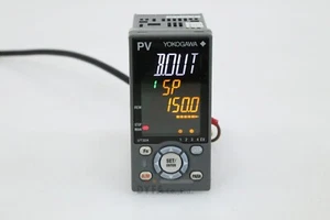 YOKOGAWA used UT32A-010-11-00,UT32A Controller W/O holder SEN-I-2531=9I00-5 - Picture 1 of 14