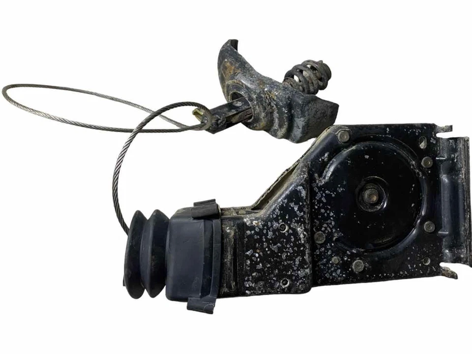 Talha de pneu sobressalente 1957 Chevrolet 1500 Silverado picape - Imagem 1 de 4