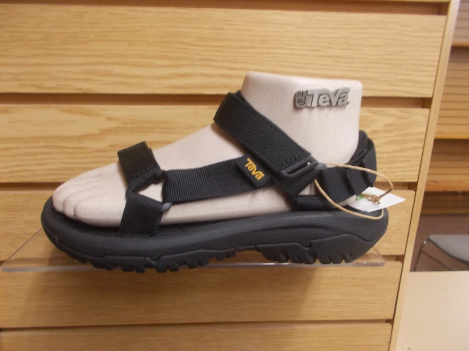 Teva Women's W Hurricane Xlt2 Sport Sandals Black Size 7 M US