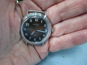VOSTOK WOSTAK VINTAGE MENS WRIST WATCH SOVIET USSR MECHANICAL WINDUP 18 JEWELS - Picture 1 of 5