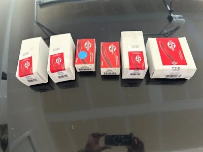 2010 ford focus automatic transmission solenoid valve - Image 1 of 2