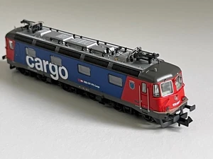 Fleischmann 734121 N gauge SBB Re 6/6 electric locomotive in SBB Cargo livery - Picture 1 of 5