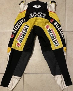 Pantalones de motocross AXO Racing Suzuki 32 moto de cross años 90 Fox Image ATV JT MX FMF de colección - Imagen 1 de 10