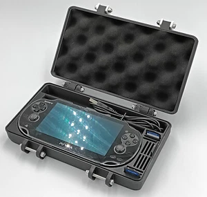Funda protectora de transporte para PS Vita 1000 - Tiene capacidad para 14 juegos y cable USB - Imagen 1 de 5