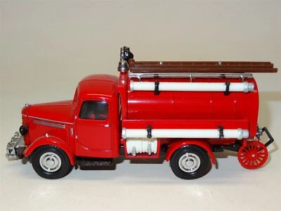 Matchbox 1994 Models Of Yesteryear 1939 Bedford Water Tanker Fire Truck  - Image 1 of 4