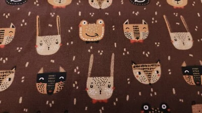 Animales Tela Algodón Ranas y Zorros Animales Salvajes por Yarda Foto 1 de 3