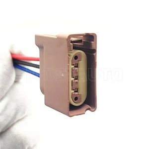 3-Way Front Turn Signal Light Connector Pigtail For 2015-2019 Nissan Versa - Picture 1 of 7