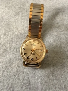 Orologio VINTAGE UNICHRON 21 JEWEL UOMO data tono oro come nuovo funziona benissimo meccanico - Foto 1 di 4