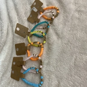 Armband Konvolut 7 verschiedene Farben Stile Konvolut stapelbar. Dehnbar - Bild 1 von 5