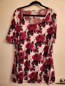 Lula Roe Cute Heart Flowy Top - Picture 1 of 2
