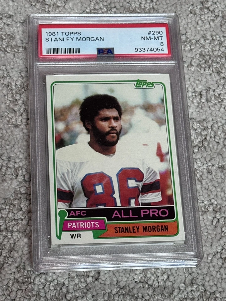 1981 TOPPS FOOTBALL CARD PSA 8 NEW ENGLAND PATRIOTS STANLEY MORGAN - Image 1 of 1