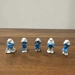 Mini juego de 5 figuras sorpresa Kinder de Los Pitufos PEYO 2008 - Imagen 1 de 21