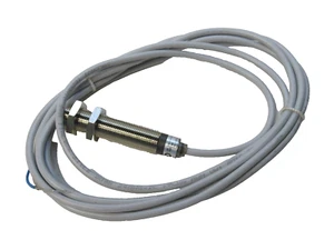 (NEW) AUTOMATION DIRECT AM1-A0-1A , AM1A01A 10-30Vdc Inductive Proximity Switch - Picture 1 of 4