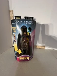 Commander William Riker Action Figure - Star Trek Transporter Series 1998 NOS - Picture 1 of 6