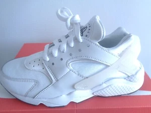 Nike Air Huarache womens trainers shoes DR5726 001 uk 4 eu 37.5 us 6.5 NEW+BOX - Picture 1 of 6
