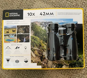 $125 National Geographic Binoculars Waterproof Performance 10 X 42 MM - Picture 1 of 2
