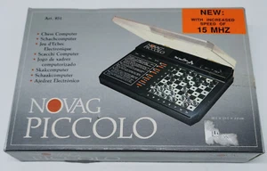 Novag Piccolo Schachcomputer mit Originalkarton und Anleitung Vintage 70er 80er - Bild 1 von 3