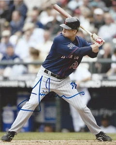 Justin Morneau Signed 8×10 Photo Minnesota Twins Autographed COA & Proof - Picture 1 of 2