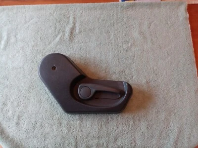 87-93 1992 MAZDA B2000 B2200 B2600 PASSENGER RIGHT SEAT TRIM BEZEL BENCH SEAT - Image 1 of 4