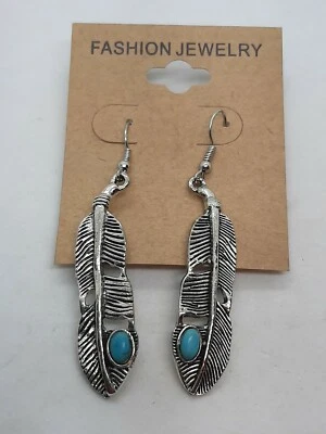 Nuevos Pendientes Colgantes Pluma Larga Turquesa Cabachon Suroeste Tono Plateado Foto 1 de 4