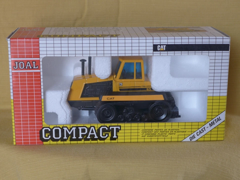 JOAL TRATTORE CAT CHALLENGER 65 SCALA 1.50 REF.233 - Immagine 1 di 1