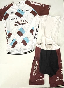AG2R LA MONDIALE Descente Cycling Padded Bike Bib Shorts & Jersey XXXL 2 Stück - Bild 1 von 19