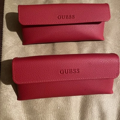 GUESS Rojo Gafas de sol Estuche Protector Imitación Cuero Foto 1 de 3