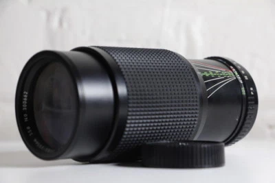 PS JAPAN Auto Zoom MC 1:3.8 ~ 80-205mm Lens ~ Screw mounted lens  - Image 1 of 4