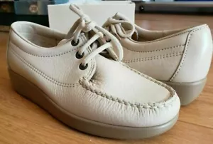 Mens SAS Amigo Leather Loafers & Slip Ons Wide Boat Shoes White 0031-002 NWB - Picture 1 of 5