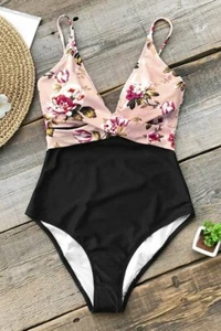NWT Womens Cupshe Black Pink Floral Rose One-Piece Swimsuit Size XL - Picture 1 of 7