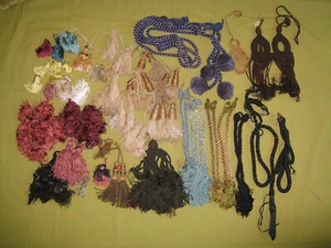 Large Lot of Antique Vintage Multi Color Tassels Tiebacks - Picture 1 of 1